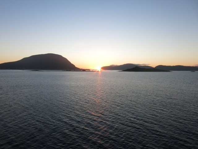 Hurtigruten_2015-06-27_23-20-4
